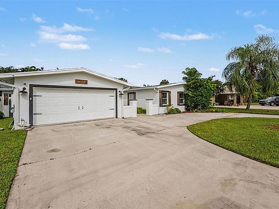 2nd image of 3936 E EDEN ROC CIRCLE #1
