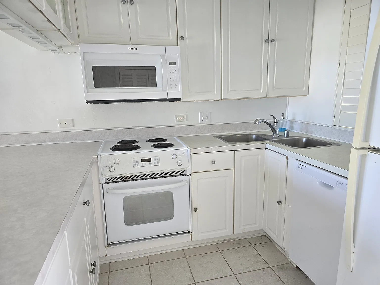 1 bed, 639 sqft, $1,900 — Photo 2