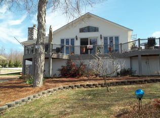 1328 Riverview Rd, Lexington, NC 27292