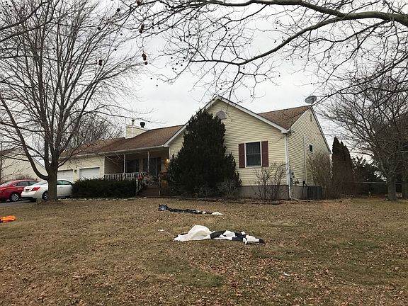 4th image of 171 Crystal Dr