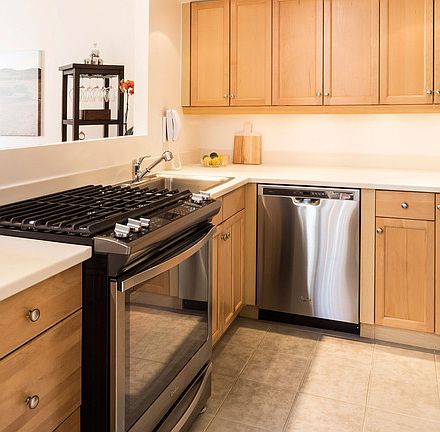 3rd image of 130 Barrow St APT 201