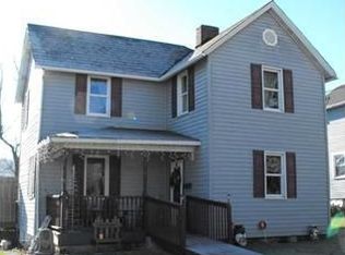 713 Clover Ave, Ellwood City, PA 16117