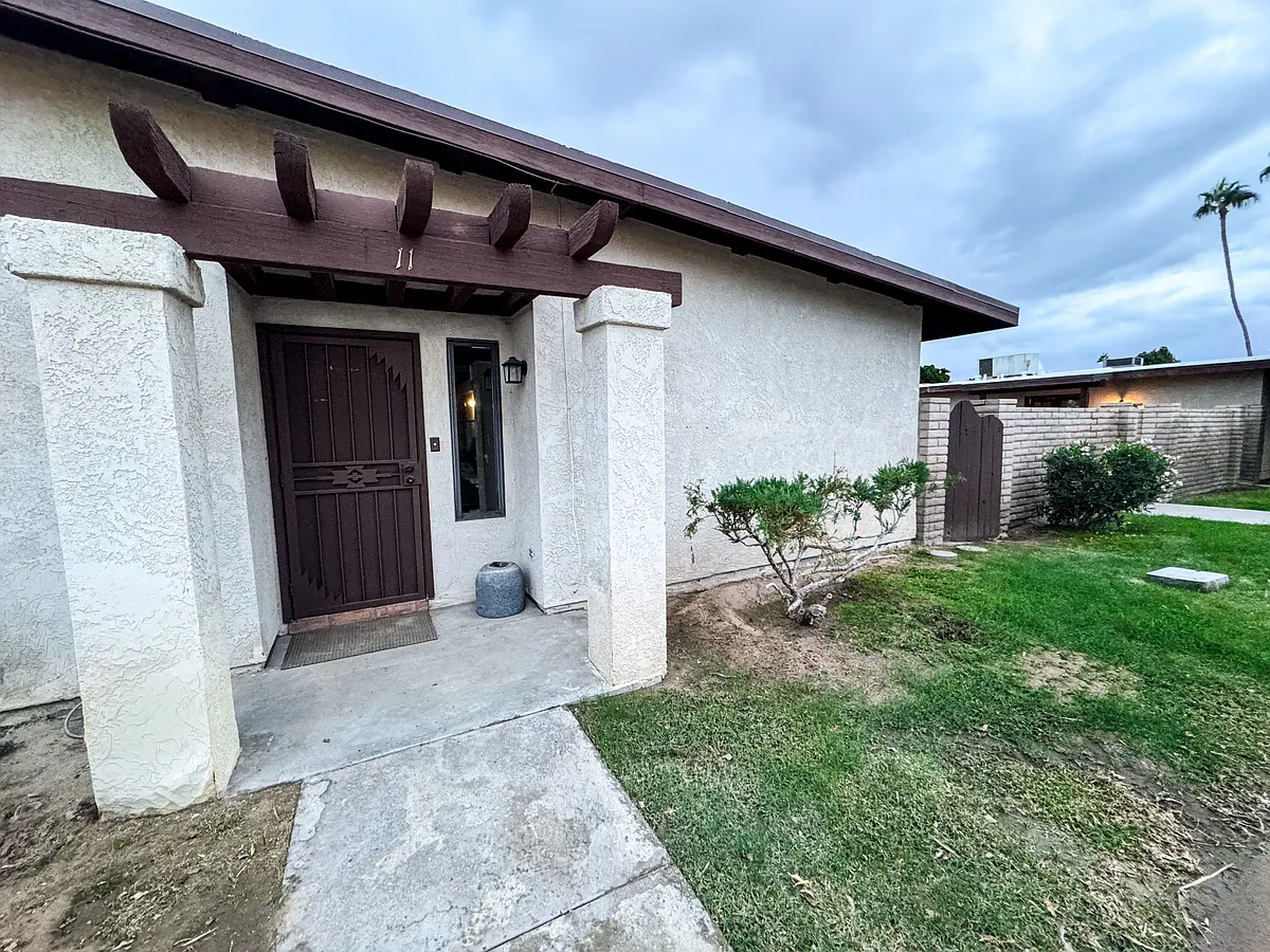 Building Photo - 1465 E Laguna Pl #11