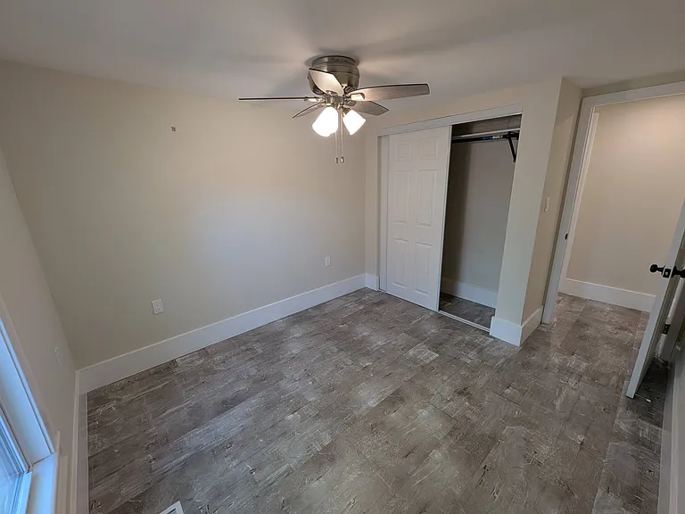 30 Woodrow Ave — Photo 12