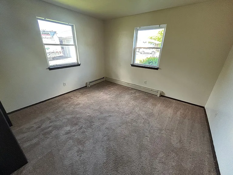 60 Bluemound Ct — Photo 12
