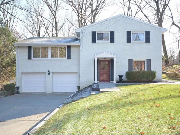 637 Ravencrest Rd, Pittsburgh, PA 15215