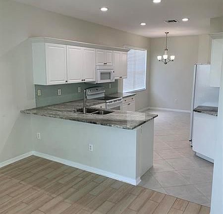 3rd image of 10419 SW Southgate Ct