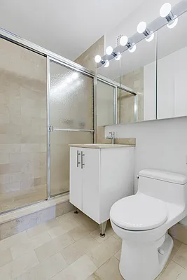 Rented by Cooper & Cooper Real Estate | media 25