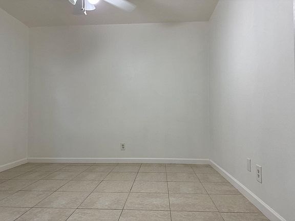 5th image of 4581 N Carthage Circle