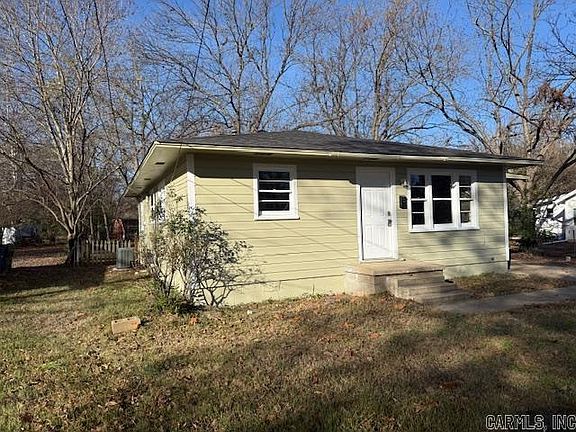 3rd image of 1415 Watkins St