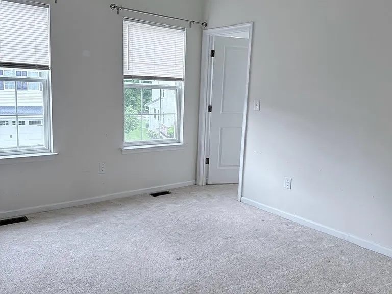 113 Thomond Way — Photo 13