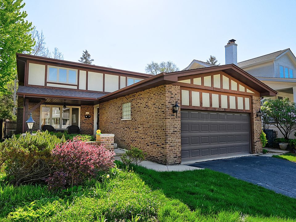 1st image of 4569 Woodland Ave