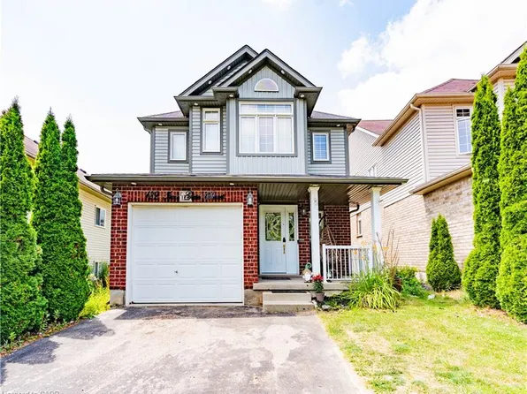 122 Iron Gate St, Kitchener, ON N2N 3R4