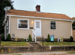 246 Wampum Ave, Ellwood City, PA 16117