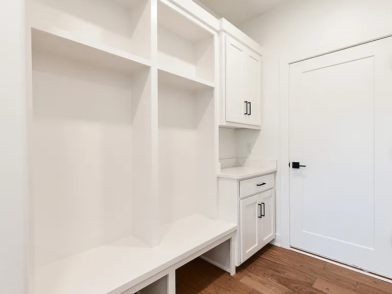 12605 Glenn St — Photo 19