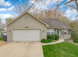 8751 Chadwick Ln, Kalamazoo, MI 49009