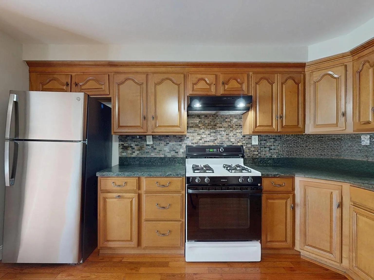 161 Bennington Street — Photo 4