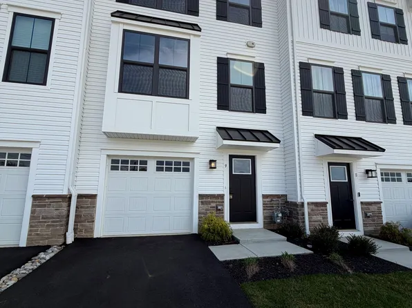 9 Domenica Dr #9, Moorestown, NJ 08057