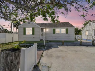 103 146th Ave E, Madeira Beach, FL, 33708