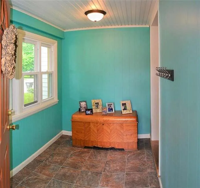 3 bed, 1100 sqft, $1,600 — Photo 4