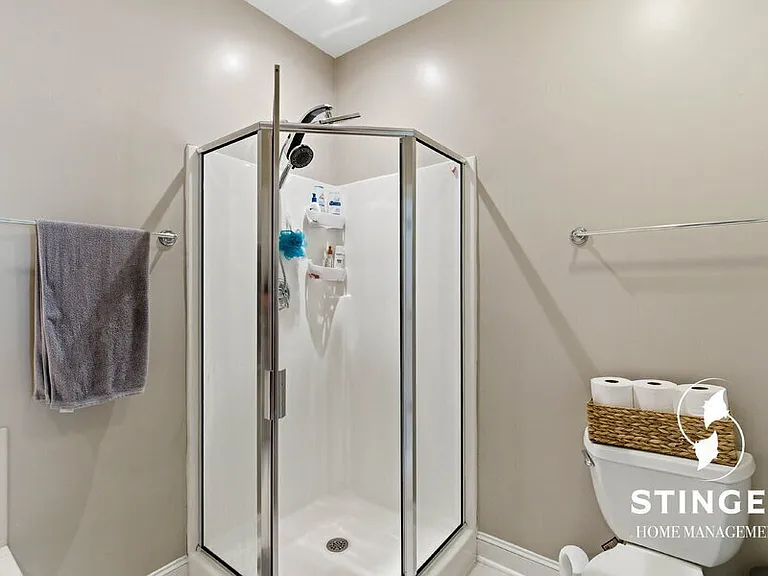 3 Kings Cross Ct — Photo 30