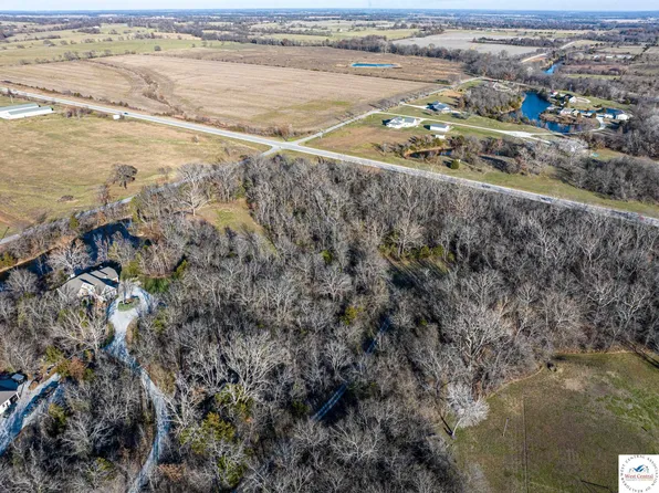 103 NW 3544p Ln, Clinton, MO 64735