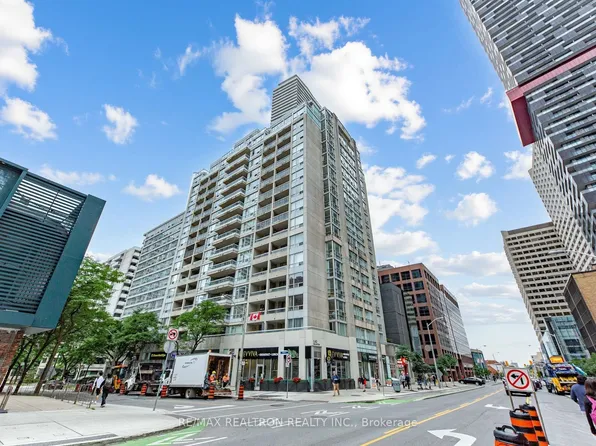 43 Eglinton Ave E #510, Toronto, ON M4P 1A2
