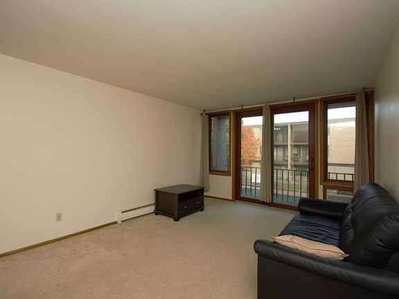 2nd image of 4029 14th Ave S APT 7G