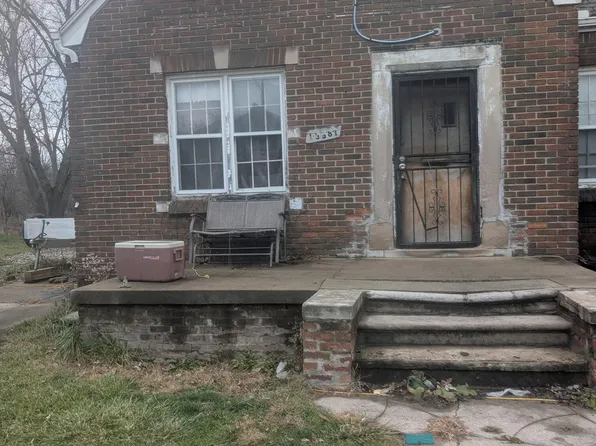 13581 Meyers Rd, Detroit, MI 48227