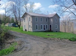 7550 Feather St, Naples, NY 14512