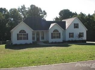 3500 Dennis Rd, Clarksville, TN 37042