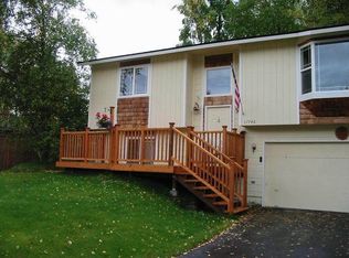 17746 Nitoanya Cir, Eagle River, AK 99577