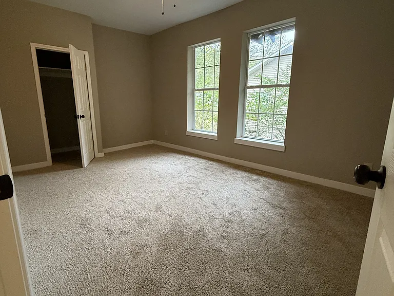 226 Highland St — Photo 16