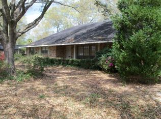 1720 N Alameda Dr, Baton Rouge, LA 70815