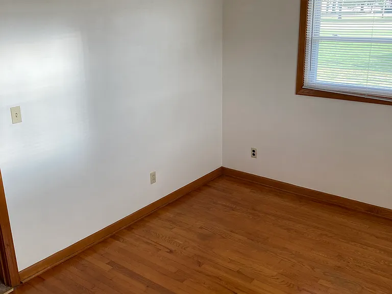 923 Logan St NW #1 — Photo 4