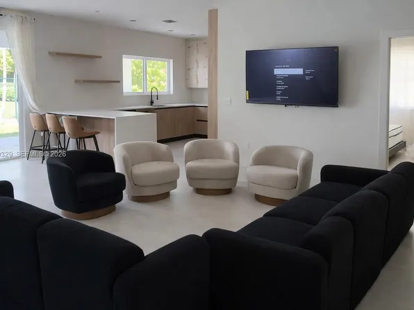 5204 SW 159th Ct, Miami, FL