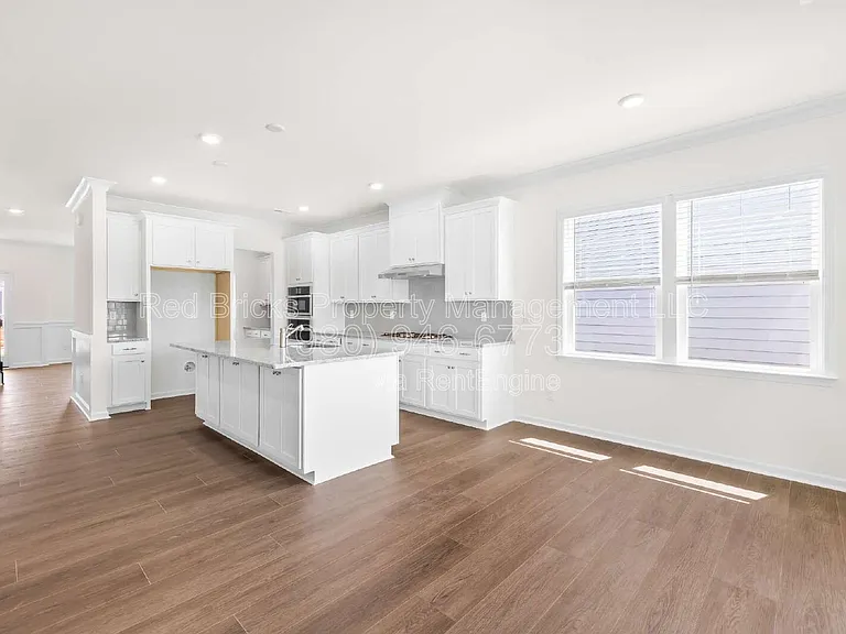 9008 Catboat St — Photo 15