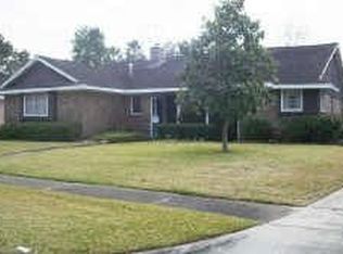 10402 Quiet Hill Rd, La Porte, TX 77571