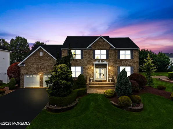 50 Shawnee Way, Morganville, NJ 07751
