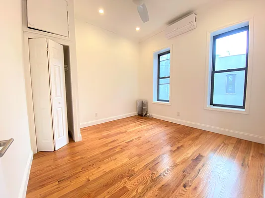 Rented by Silver Line Realty Group NY LLC | media 14