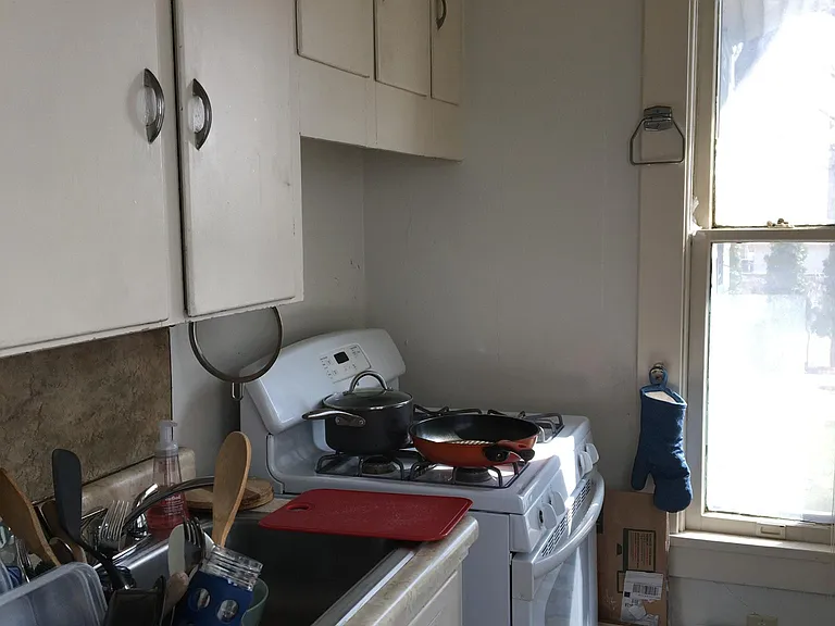 624 N Linn St #1A — Photo 5