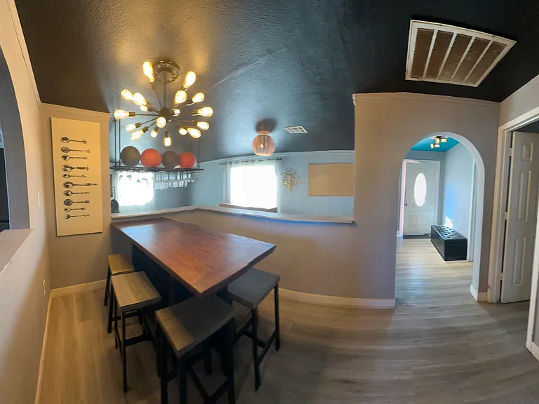 8650 W Monroe St — Photo 14