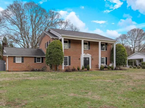 1225 Farragut Dr, Spartanburg, SC 29302