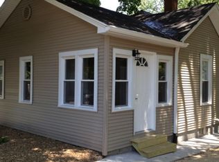 1212 Fargo Ave, Dixon, IL 61021