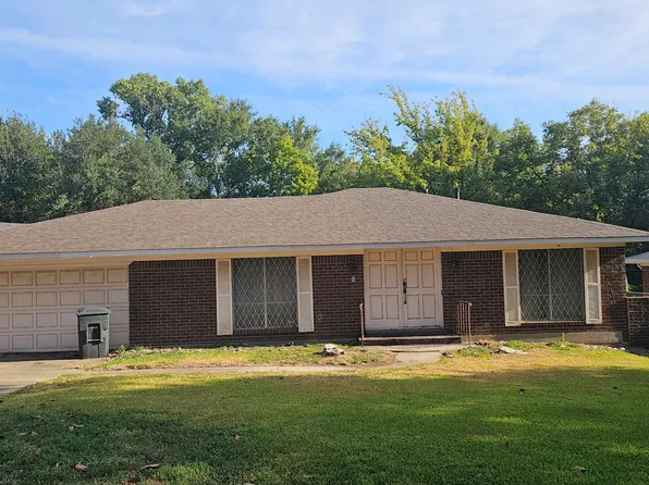 133 Holcomb Dr, Shreveport, LA 71103