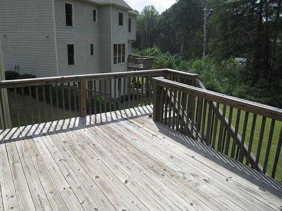5th image of 2235 Glenn Valley Dr SW