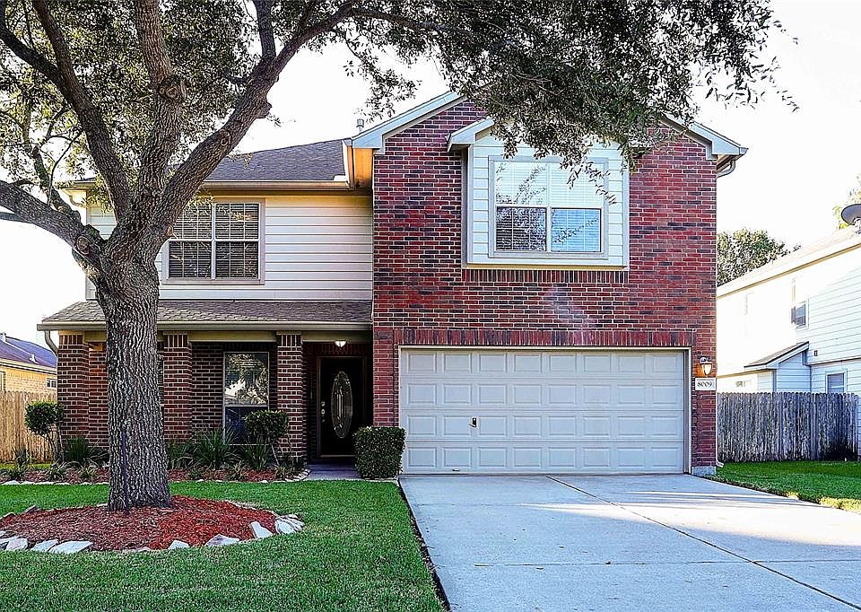 1st image of 8009 Fallen Oak Ln