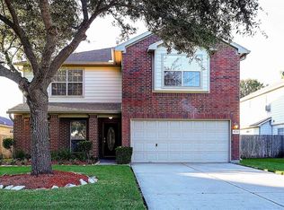 8009 Fallen Oak Ln, Texas City, TX 77591