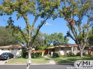 421 Winfield Blvd, Windcrest, TX 78239