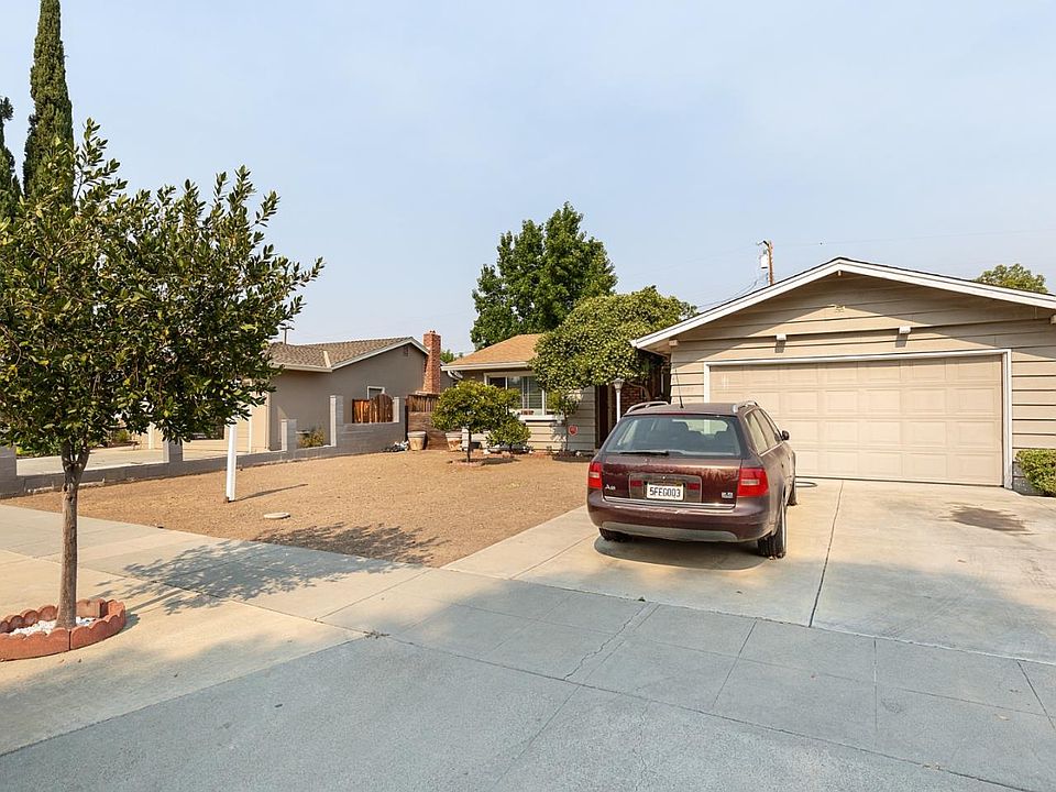 1st image of 5580 Starcrest Dr
